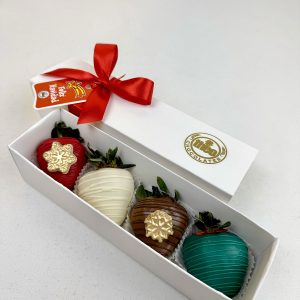 4 fresas navideñas