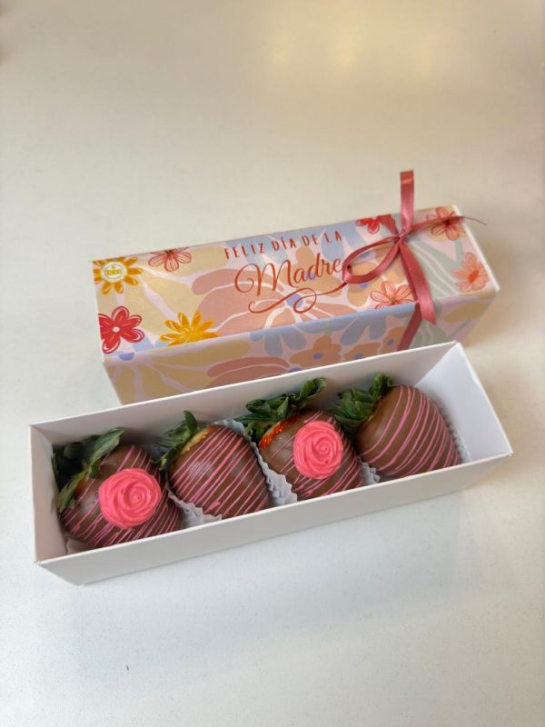 Caja con 4 Fresas Funda Personalizada